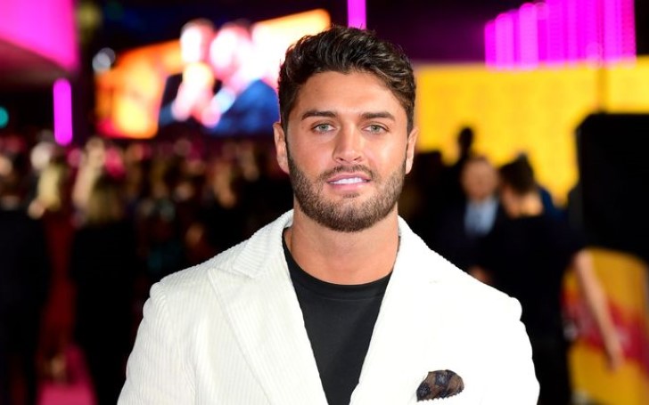 Stars of Love Island Hit Out at the Show after Former Contestant Mike Thalassitis is Found Dead