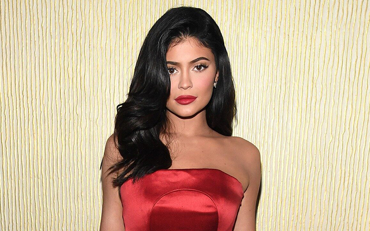 Kylie Jenner Hosted An Amazing Handmaid's Tale-Themed Party