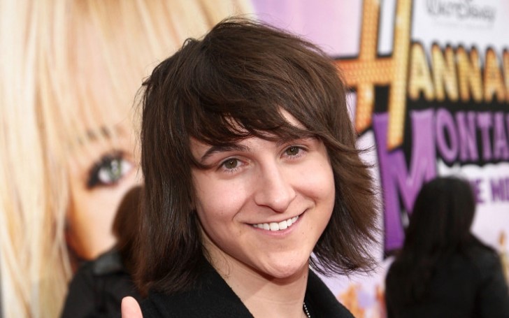 Celebrity Entertainer Dylan Collins and Mitchel Musso Spill The Tea about their South American Tour