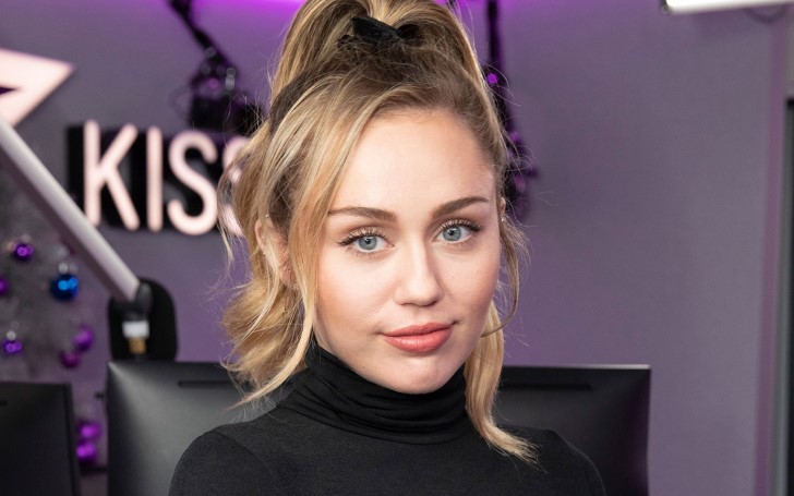 Miley Cyrus Looks Gorgeous In A Stunning Black Outfit On Her