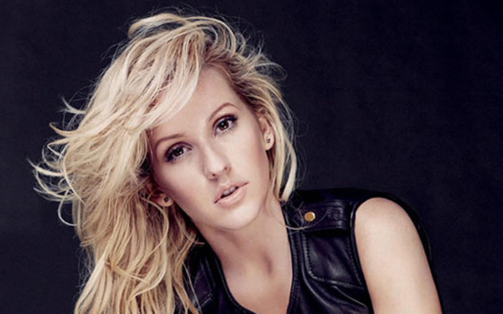 Ellie Goulding Wows Her Fans In Strapless Bikini