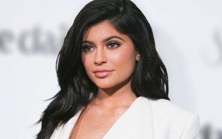 Kylie Jenner Changes Her Hair Color To Blue For The Chilly Weather