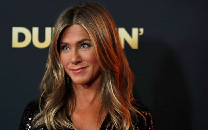 Jennifer Aniston Reportedly Desperate To Have a Boyfriend Before 50th Birthday