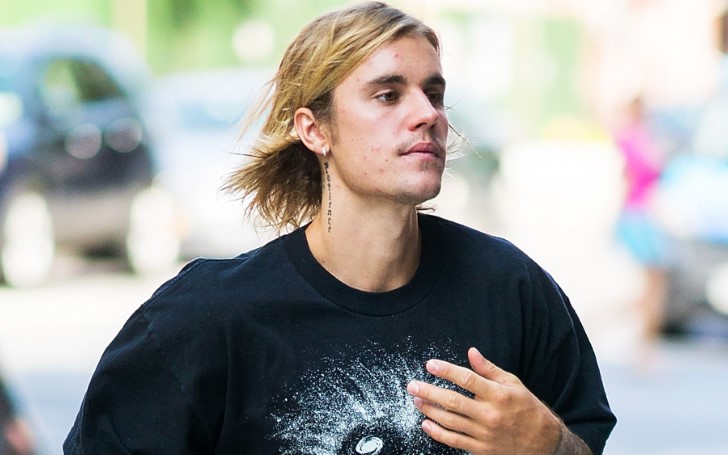 Justin Bieber Cozies Up To Fans In New Jersey After He & Hailey Push Back Their Wedding