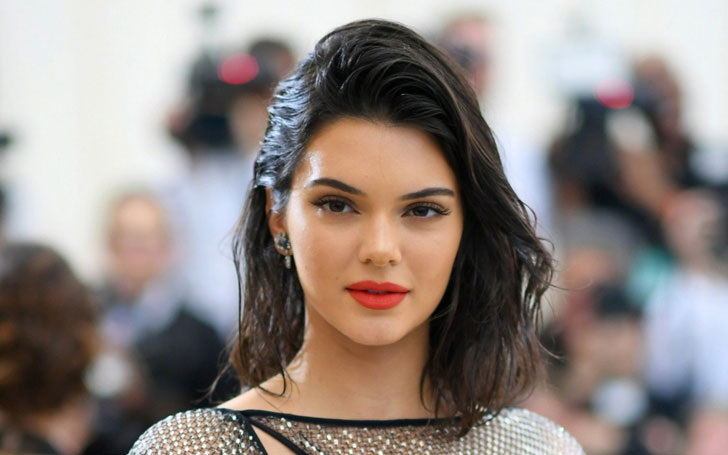 Kendall Jenner Changes Up Her Look Frequently For Fashion Shows,Kendall Jenner Hair Makeover And Hair Style