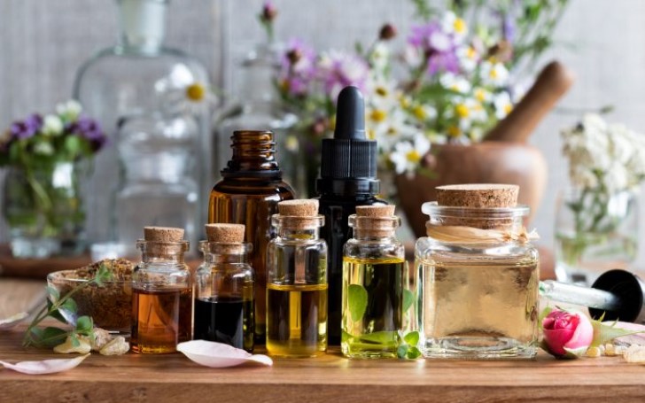 10 Best Essential Oils For Sleep