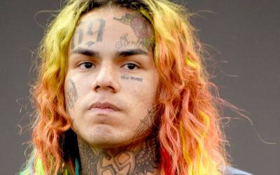 What is 6ix9ine's Net Worth in 2021? Learn About His Earning Details Too