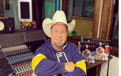 Is Garth Brooks Married? Know About Garth Wives and Children